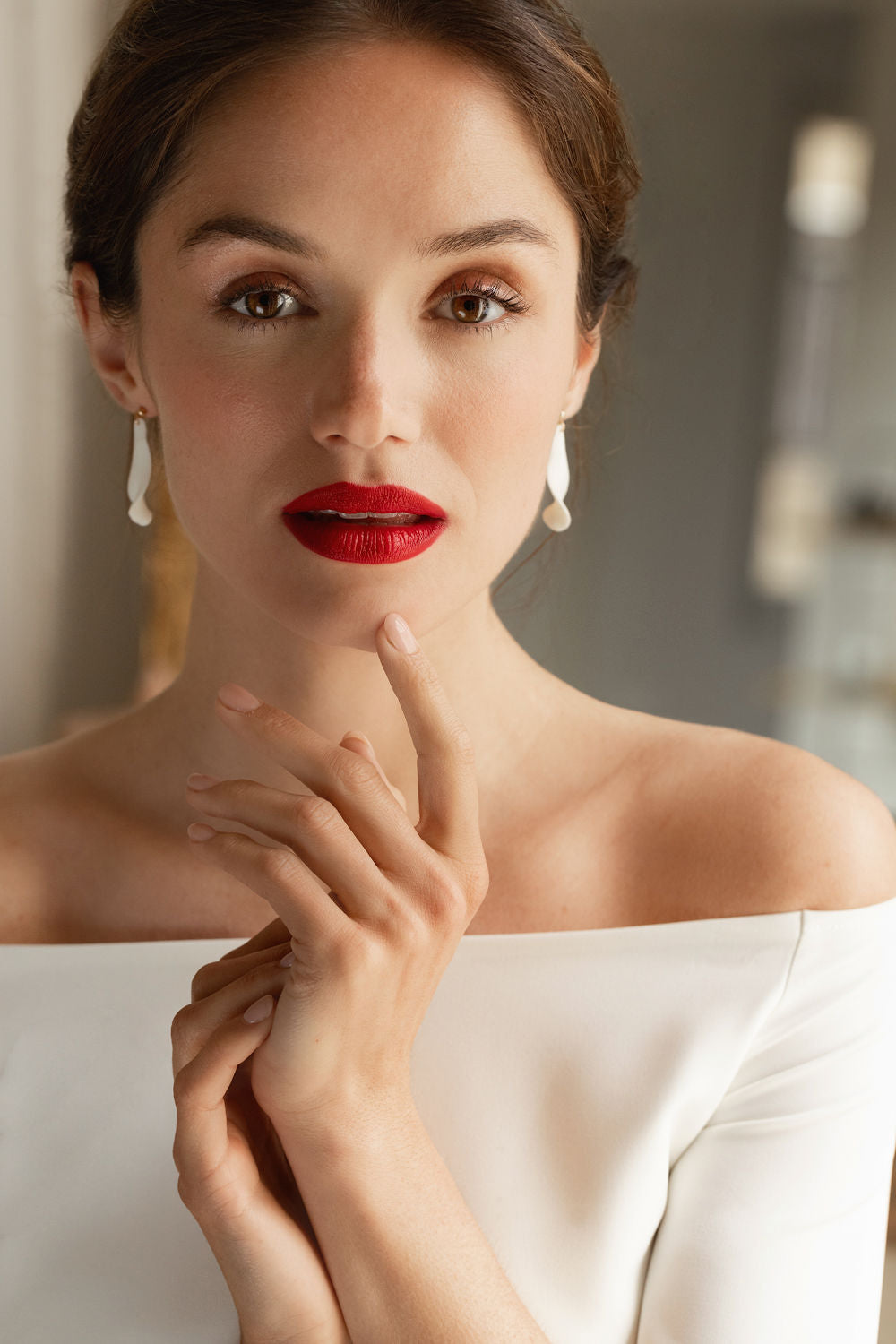 boucles d'oreilles pendantes mariage en porcelaine