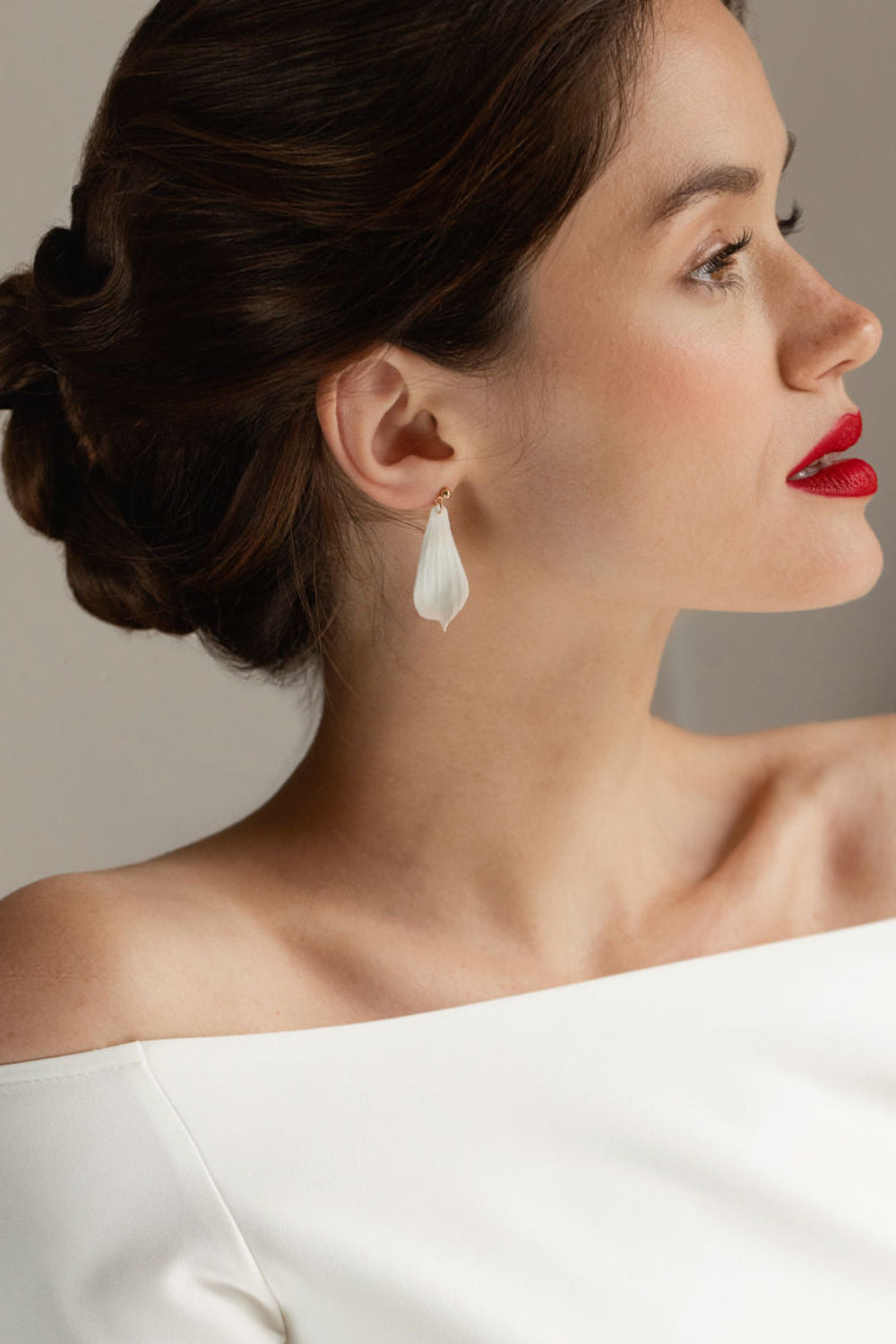 boucles pendantes de mariée en porcelaine