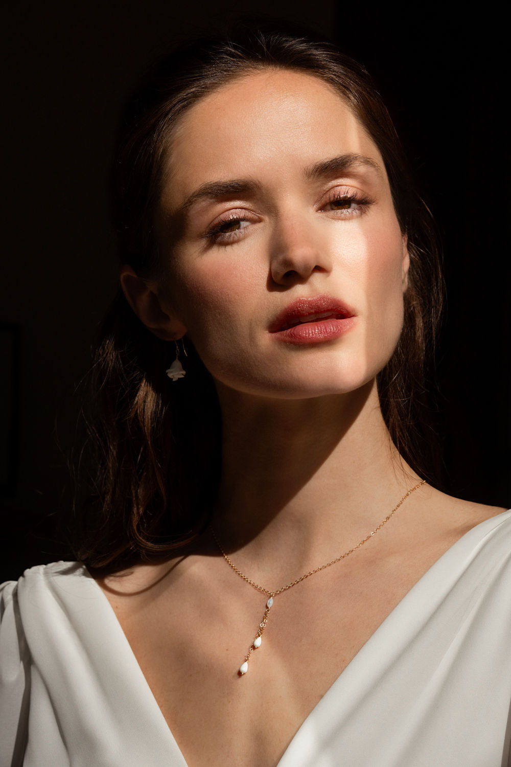 collier perles en porcelaine et nacre